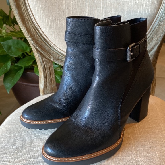 Naturalizer Cora Black Boots - Picture 9 of 11